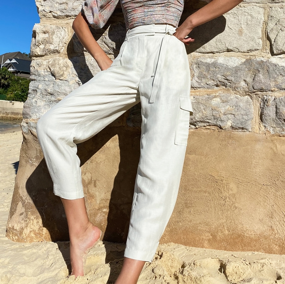 ISO Wilfred Aritzia Kafka Pants